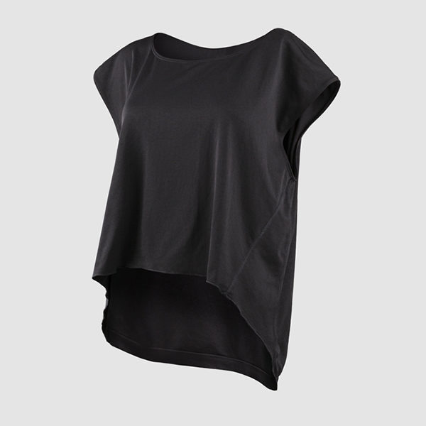 Camiseta Fluida Yokoy Basic Collection,